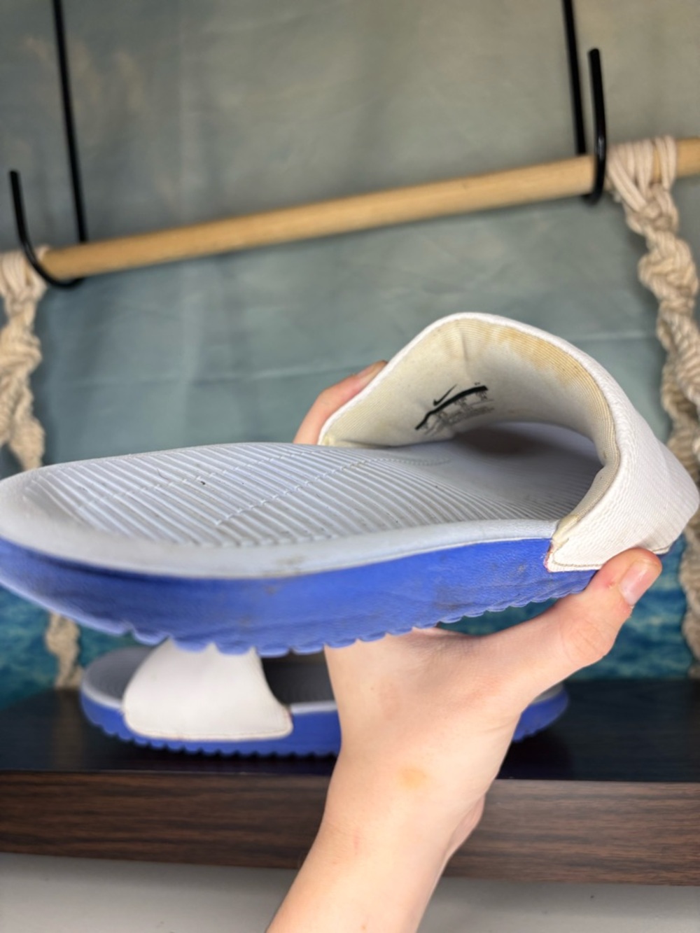 Nike Kids Kawa White and Pink Slides - Picture 8 of 10